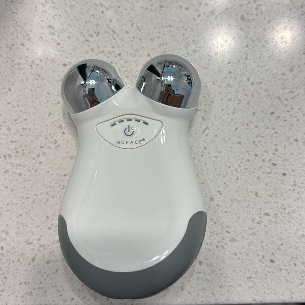 NuFace Mini
